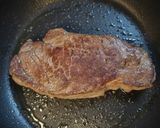 Foto del paso 2 de la receta: Entrecot de lomo alto con salsa de pimienta negra
