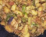A picture of step 6 of Alu matar.