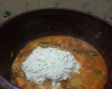 A picture of step 2 of Poori with kurma.