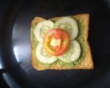 A picture of step 2 of Mumbai Sandwich.