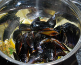 Foto del paso 3 de la receta: Mejillones a la menta