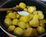 Foto del paso 3 de la receta: Patatas amarillas