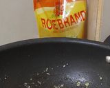 Foto langkah ke 2 dari resep Mie Goreng Ayam.