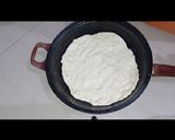 Foto langkah ke 4 dari resep Pizza teflon empuk.