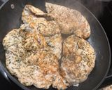 Foto del paso 3 de la receta: Pollo a las hierbas con salsa de choclo y arroz
