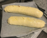 Foto del paso 3 de la receta: Pan de leche con jamón, jamón York, queso y aceitunas en panificadora
