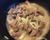 Une image de l'étape 2 de Bœuf aux courgettes et épices tajine.