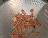 Foto langkah ke 2 dari resep Sosis bawang bombai.
