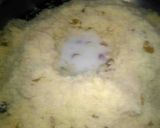 A picture of step 5 of Rava /suji laddu.