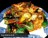 Foto langkah ke 10 dari resep Seafood Saus Padang Komplit (Seafood Asam Pedas Manis aka Seafood Tumpah).