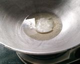 A picture of step 1 of Moong dal halwa.