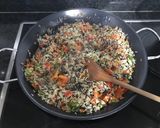 Foto del paso 5 de la receta: Arroz salvaje y basmati con verduras