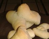 Foto del paso 11 de la receta: Cuernitos de grasa