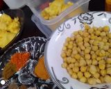 A picture of step 2 of Chana chat.