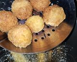 Foto langkah ke 6 dari resep Ebi Furai & Quail egg fried.