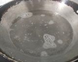 A picture of step 3 of Rava Kesari.