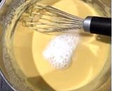 A picture of step 3 of Fermented dal dhoklas.