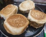 தபேலி மசாலா பாவ் பன்(dabeli masala pav bun recipe in tamil) ரெசிபி ஸ்டேப் 9 புகைப்படம்