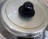 A picture of step 3 of Bhapa Chingri.