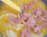 Foto del paso 2 de la receta: Tortilla de papa con jamón y cebolla