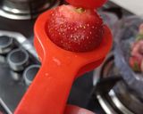 A picture of step 2 of Salty Strawberry 🍓 smoothie 🥤.