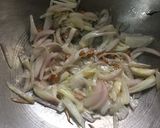 A picture of step 2 of Burnt Garlic Veg Fried Rice.
