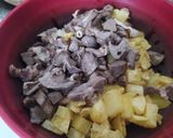 Foto langkah ke 2 dari resep Sambel Goreng kentang ati ampela.