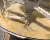 Foto langkah ke 6 dari resep Banana Cake Bars.