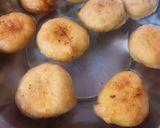 A picture of step 4 of Dahi Vada.