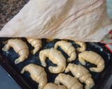 Foto del paso 6 de la receta: Medialunas Caseras de Manteca (económica)
