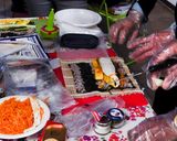 Foto del passaggio 8 della ricetta Kimbap coreani