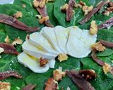 Foto del paso 1 de la receta: Ensalada de espinacas, queso cabra, anchoas y nueces