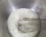 A picture of step 4 of Coffee chiffon cake.
