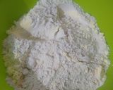 A picture of step 3 of Steamed Wheat Flour Cake.