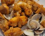 Foto del paso 6 de la receta: Cazuelita marinera con garbanzos