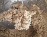 Foto del paso 2 de la receta: Pizza 🍕 baja en grasa (para el antojo) Masa de coliflor y avena