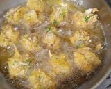 A picture of step 4 of Moong Dal Fritters.