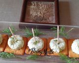 A picture of step 3 of Paneer Dill Biscuits.