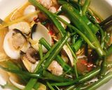Hình bước làm 3 của món Mì Nghêu Bạch Tuột Nấu nước dừa