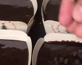 Foto langkah ke 7 dari resep Muffin Chocolate Topping Choco Chips.