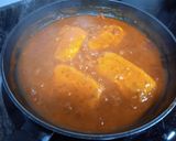 Foto del paso 4 de la receta: Merluza con tomate y pimientos asados