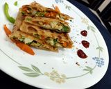 મિક્સ વેજ. પનીર ચીઝ પરાઠા (Mix Veg.Paneer Cheese Paratha Recipe In Gujarati) રેસીપી સ્ટેપ7ફોટો
