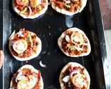 A picture of step 14 of Mini cheeseless pizza.