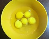A picture of step 3 of Steamed Egg Chilli.