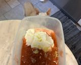 Foto del passaggio 1 della ricetta Pollo tandoori veloce su pane ciapati e salsa alla curcuma
