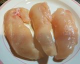 Foto del paso 1 de la receta: Nuggets de solomillo de pollo