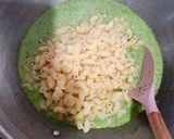 Foto langkah ke 4 dari resep Makaroni Saos Bayam Keju.
