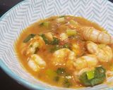 Foto del paso 4 de la receta Gambas en salsa de tomate picante