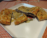 Foto del paso 15 de la receta: Hojaldre normal o sin gluten con morcilla de arroz, yogur y queso a tú gusto