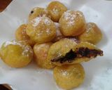 Foto langkah ke 4 dari resep Bola Ubi Isi coklat simple.